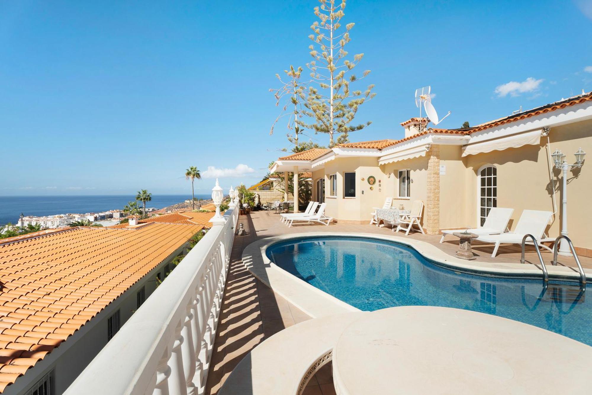 Casa Carla Private, Pool, Air By Paramount Holidays Пуерто де Сантяго Екстериор снимка