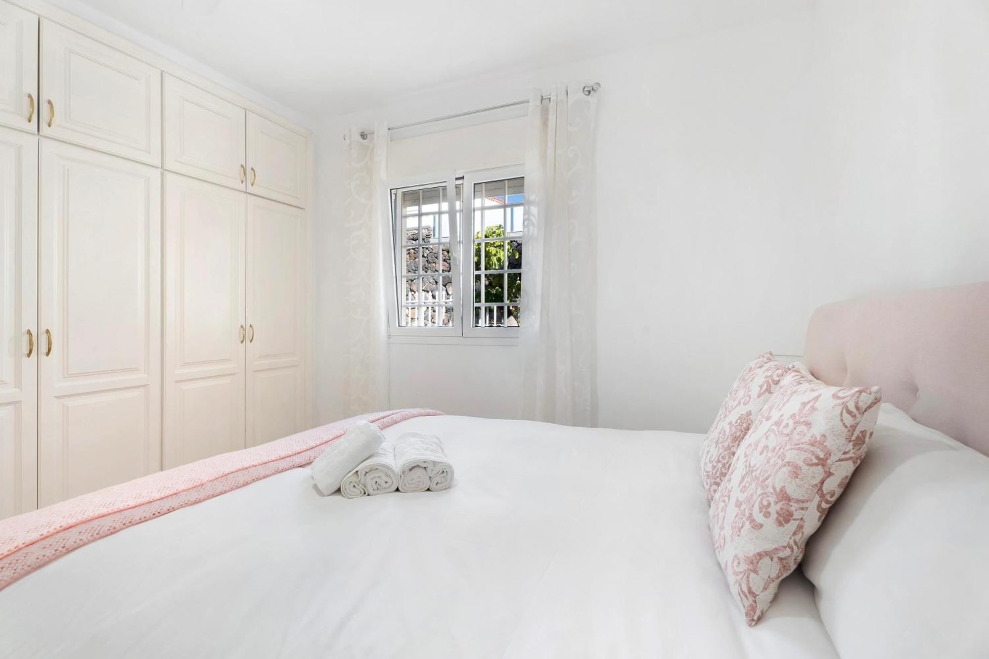 Casa Carla Private, Pool, Air By Paramount Holidays Пуерто де Сантяго Екстериор снимка