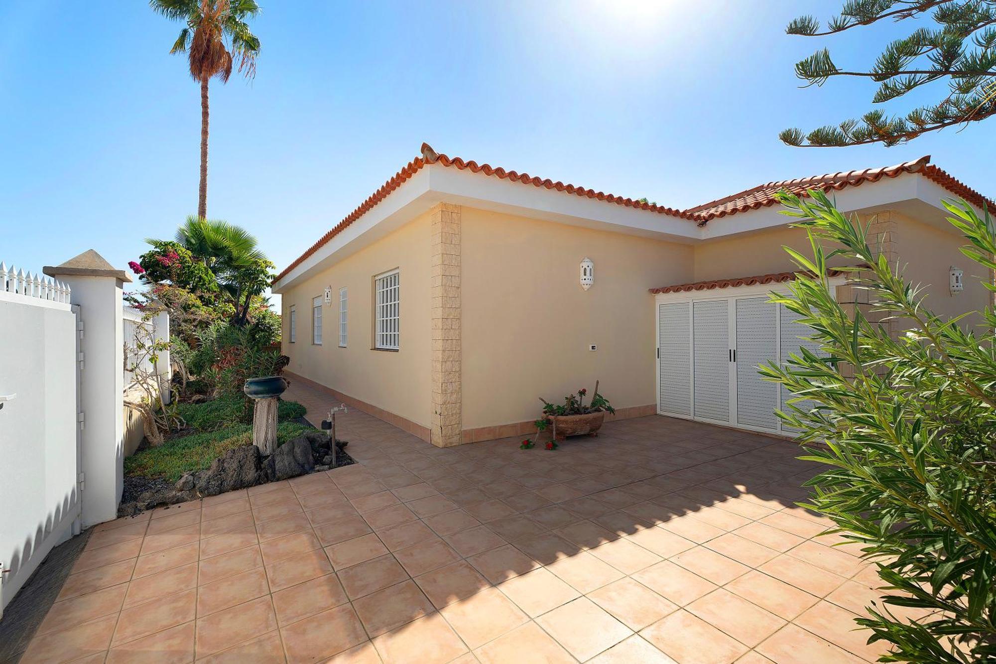 Casa Carla Private, Pool, Air By Paramount Holidays Пуерто де Сантяго Екстериор снимка